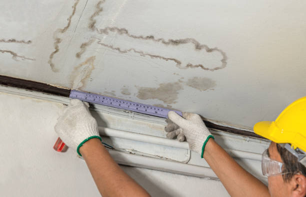 Reliable Flood Cleanup contractor in Crosby, ND by Water Damage Irwin